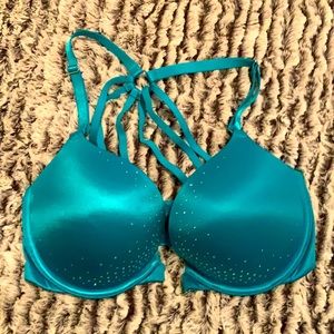 Victoria’s Secret Bra Push-Up 32DD